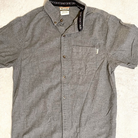 DRAVUS Embroidered Collar Button-down Shirt - Picture 2 of 3